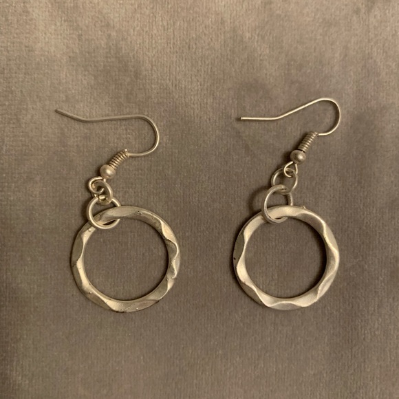 3 piece silver circles set, necklace (39”), bracelet & earrings - Picture 3 of 7